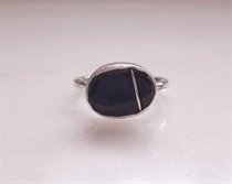 Picture of Ring with black pebble